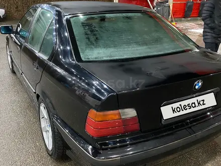 BMW 323 1993 года за 2 300 000 тг. в Шымкент – фото 3