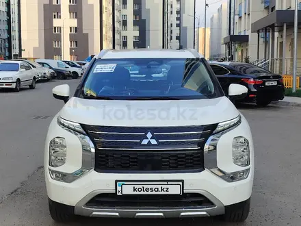 Mitsubishi Outlander 2023 года за 16 000 000 тг. в Алматы – фото 36