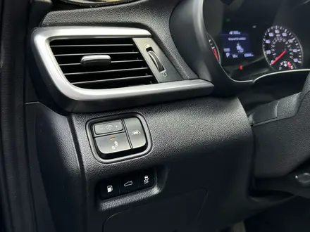 Kia Optima 2019 года за 8 300 000 тг. в Алматы – фото 18