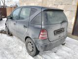 Mercedes-Benz A 170 2001 годаүшін850 000 тг. в Караганда – фото 2