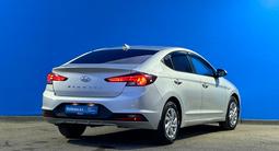 Hyundai Elantra 2019 года за 9 120 000 тг. в Алматы – фото 3