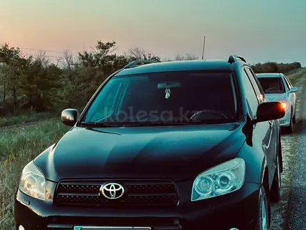 Toyota RAV4 2008 года за 7 000 000 тг. в Актобе – фото 3