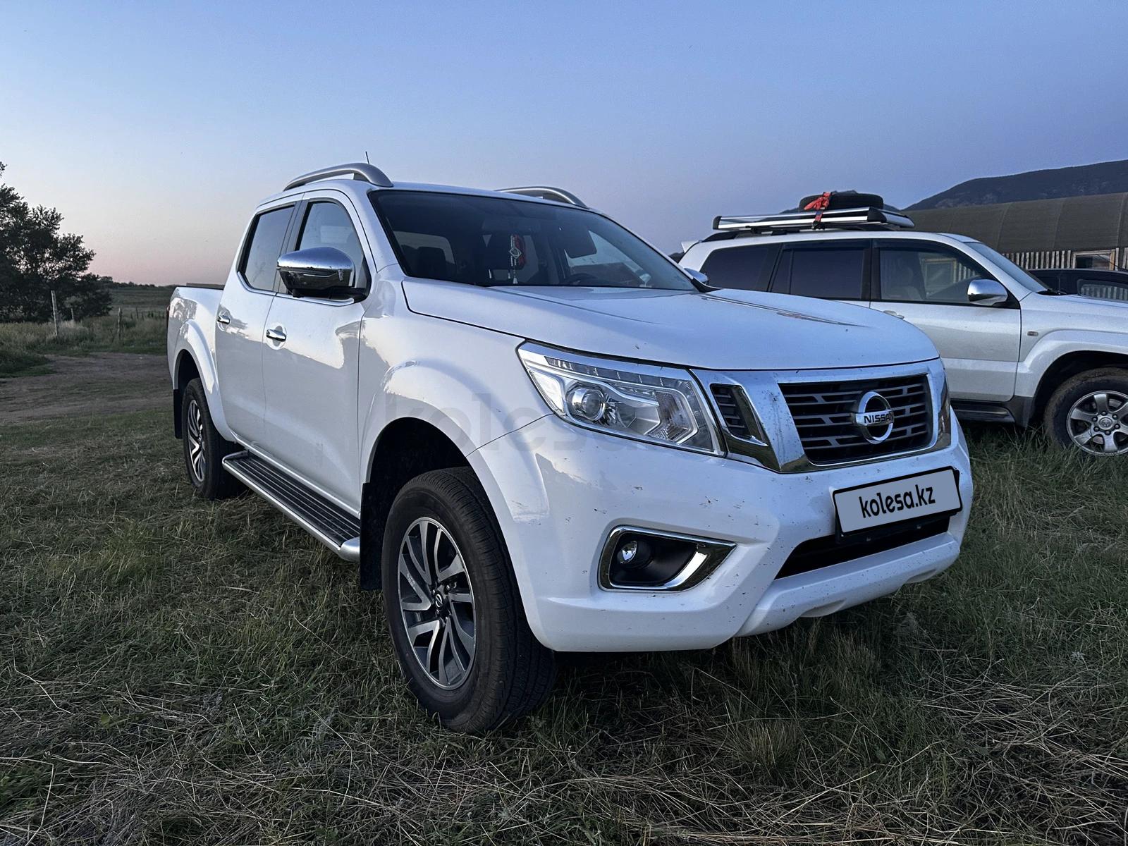 Nissan Navara 2022 г.