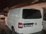 Volkswagen Transporter 2008 года за 7 000 000 тг. в Семей – фото 5