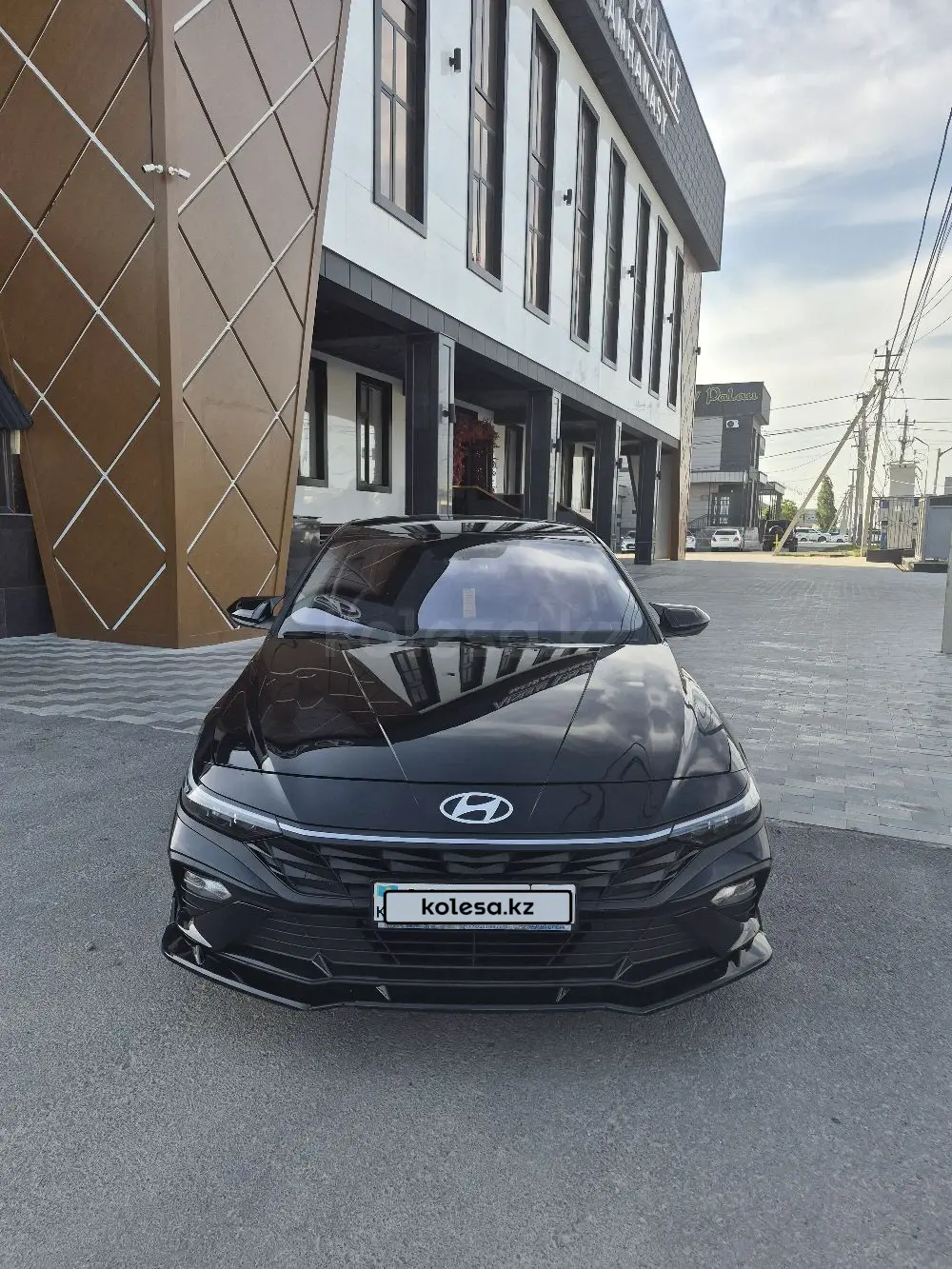 Hyundai Elantra, 2024