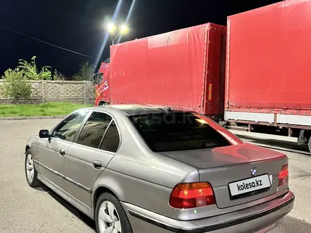 BMW 520 1997 годаүшін2 400 000 тг. в Алматы – фото 6
