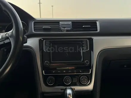 Volkswagen Passat 2018 года за 5 100 000 тг. в Алматы – фото 13