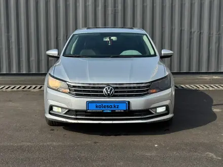 Volkswagen Passat 2018 года за 5 100 000 тг. в Алматы – фото 2