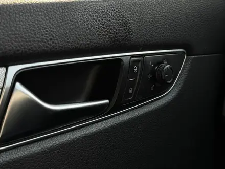 Volkswagen Passat 2018 года за 5 100 000 тг. в Алматы – фото 21