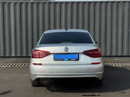 Volkswagen Passat 2018 года за 5 100 000 тг. в Алматы – фото 6