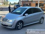 Mercedes-Benz B 170 2006 годаүшін2 999 999 тг. в Караганда