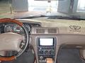 Toyota Camry 2000 года за 2 800 000 тг. в Актобе – фото 7