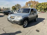 Chevrolet Niva 2014 годаfor3 200 000 тг. в Караганда