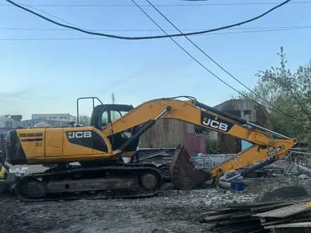 JCB  JS220 2012 года за 8 000 000 тг. в Астана