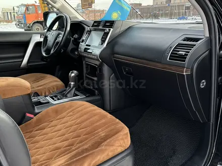 Toyota Land Cruiser Prado 2019 года за 27 000 000 тг. в Астана – фото 15