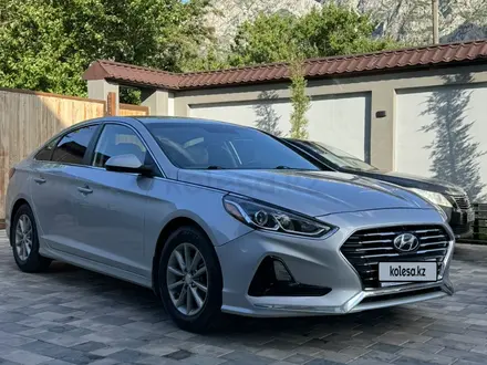 Hyundai Sonata 2018 года за 8 850 000 тг. в Шымкент – фото 2