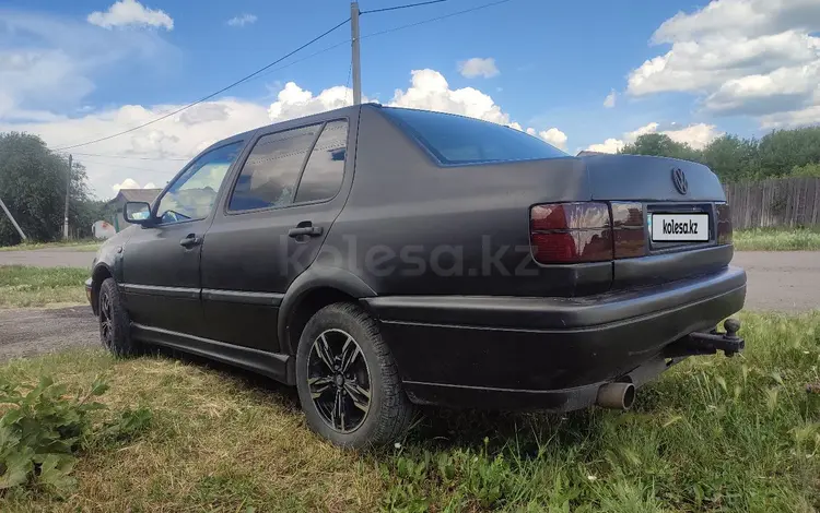 Volkswagen Vento 1993 года за 1 050 000 тг. в Кокшетау
