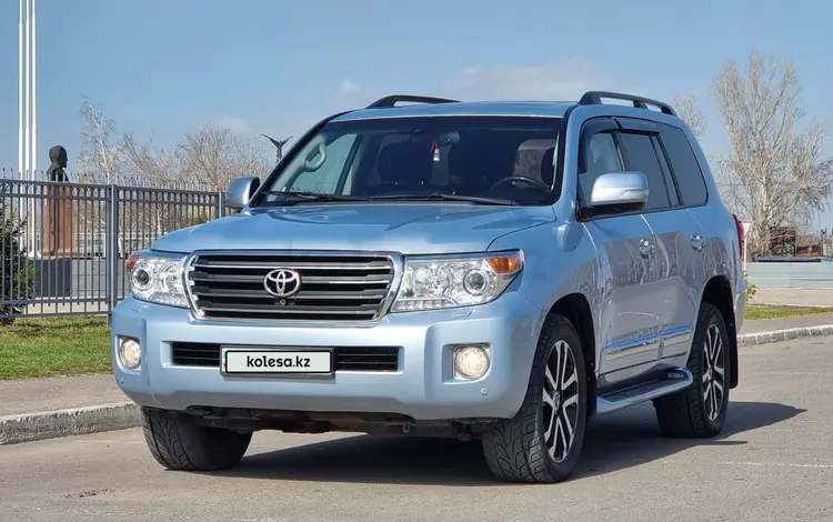 Toyota Land Cruiser 2015 годаүшін18 500 000 тг. в Степногорск