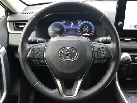 Toyota RAV4 Luxe+ 2023 года за 17 870 000 тг. в Астана – фото 13