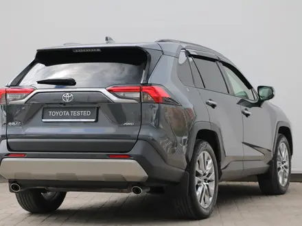 Toyota RAV4 Luxe+ 2023 года за 17 870 000 тг. в Астана – фото 22