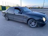 Mercedes-Benz E 230 1996 годаүшін1 500 000 тг. в Костанай – фото 4