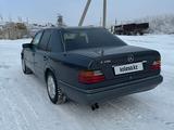 Mercedes-Benz E 280 1994 года за 1 800 000 тг. в Астана