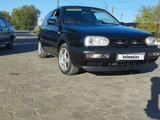 Volkswagen Golf 1994 года за 2 500 000 тг. в Уральск