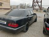 Mercedes-Benz E 420 1997 годаүшін2 600 000 тг. в Жанаозен – фото 3