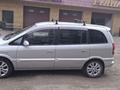 Subaru Traviq 2003 года за 2 000 000 тг. в Семей – фото 4