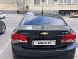 Chevrolet Cruze 2011 года за 4 000 000 тг. в Актау – фото 3