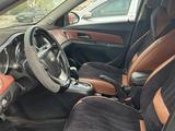 Chevrolet Cruze 2011 года за 4 000 000 тг. в Актау – фото 5
