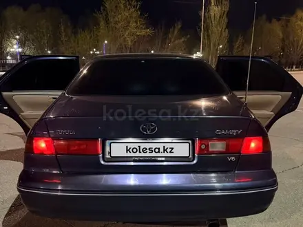 Toyota Camry 1998 года за 3 850 000 тг. в Кызылорда – фото 12