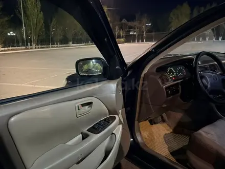 Toyota Camry 1998 года за 3 850 000 тг. в Кызылорда – фото 9