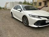 Toyota Camry 2019 годаүшін11 500 000 тг. в Актобе – фото 3