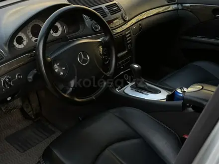 Mercedes-Benz E 320 2002 года за 4 500 000 тг. в Актобе – фото 10