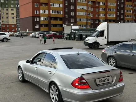 Mercedes-Benz E 320 2002 года за 4 500 000 тг. в Актобе – фото 4