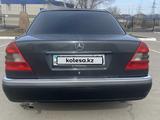 Mercedes-Benz C 180 1994 годаүшін1 400 000 тг. в Павлодар – фото 4