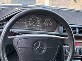 Mercedes-Benz E 280 1993 годаүшін1 900 000 тг. в Балхаш – фото 5