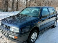 Volkswagen Golf 1993 годаүшін2 100 000 тг. в Алматы