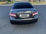 Toyota Camry 2011 года за 4 500 000 тг. в Атырау – фото 4