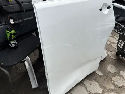 Дверь Nissan Patrol, Infinity QX56, QX80 за 60 000 тг. в Караганда – фото 2
