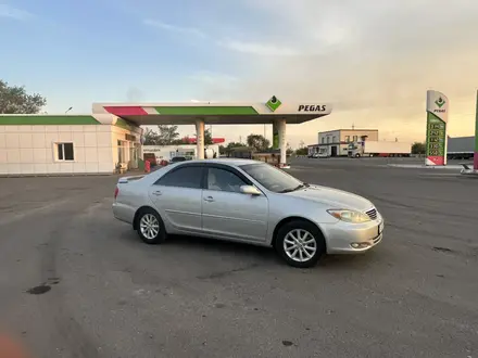 Toyota Camry 2003 года за 4 700 000 тг. в Павлодар – фото 2