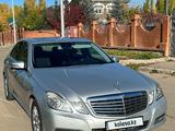 Mercedes-Benz E 200 2011 годаfor10 000 000 тг. в Астана