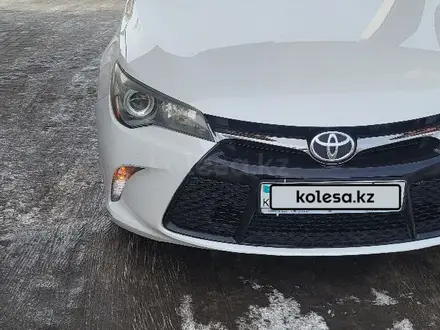 Toyota Camry 2015 года за 8 500 000 тг. в Семей – фото 8