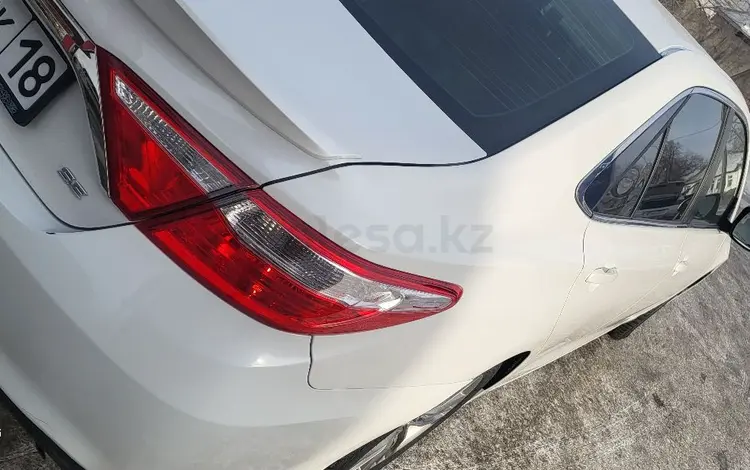 Toyota Camry 2015 года за 8 500 000 тг. в Семей