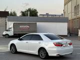 Toyota Camry 2015 годаүшін11 700 000 тг. в Алматы – фото 4