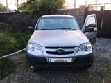Chevrolet Niva 2014 года за 2 700 000 тг. в Алматы – фото 2