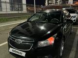 Chevrolet Cruze 2010 года за 2 200 000 тг. в Атырау – фото 5