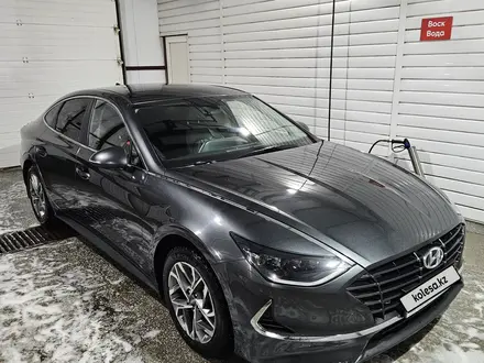 Hyundai Sonata 2022 года за 10 000 000 тг. в Семей