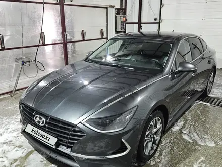 Hyundai Sonata 2022 года за 10 000 000 тг. в Семей – фото 2